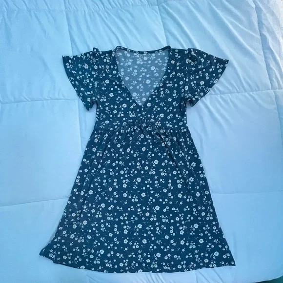 Aeropostale Blue Floral V-neck Babydoll Dress
